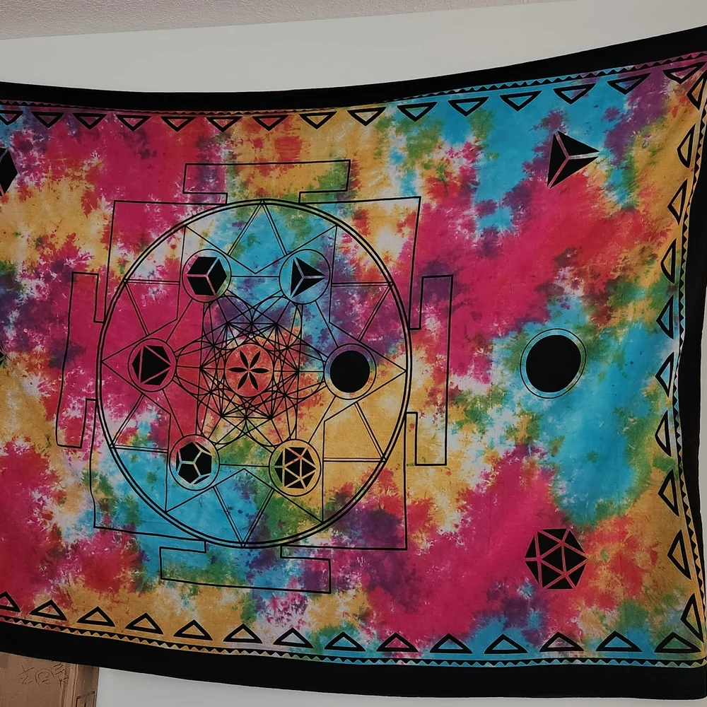 Vibrant Tie-Dye Wall Tapestry